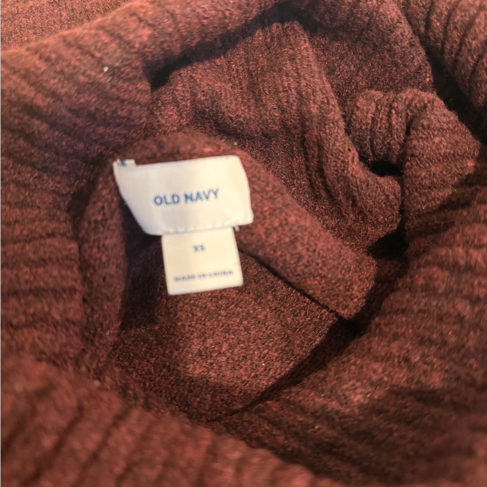 Old Navy Women's Maroon Cowl Neck Sweater - Picture 4 of 9